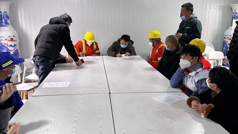 以某机构课程体系为例，该机构推出的《企业培训师资格证考试教材》具备以下特点：