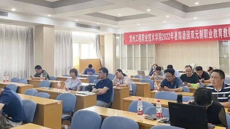 心理咨询师培训报名流程揭秘：费用明细与关键步骤**